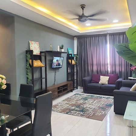 Casa Inderaloka Pantai Batu Buruk Leilighet Kuala Terengganu Eksteriør bilde
